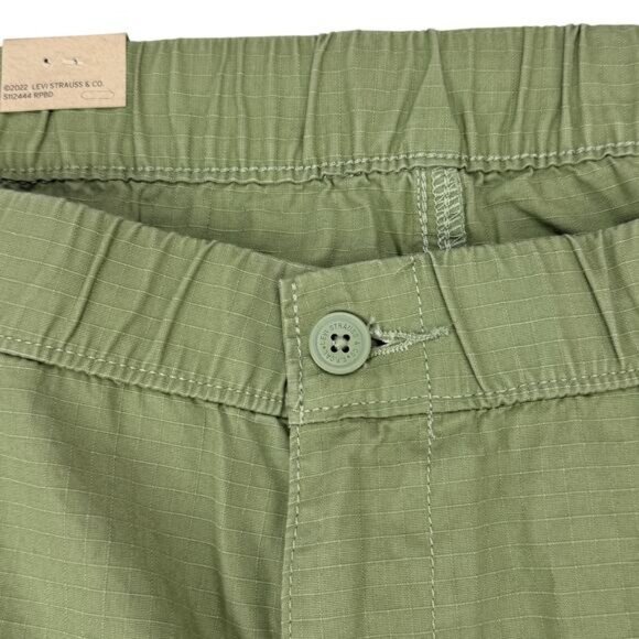 NWT LEVI'S Patch Pocket Cargo Trousers Men's Size XXL Green - Picture 6 of 9